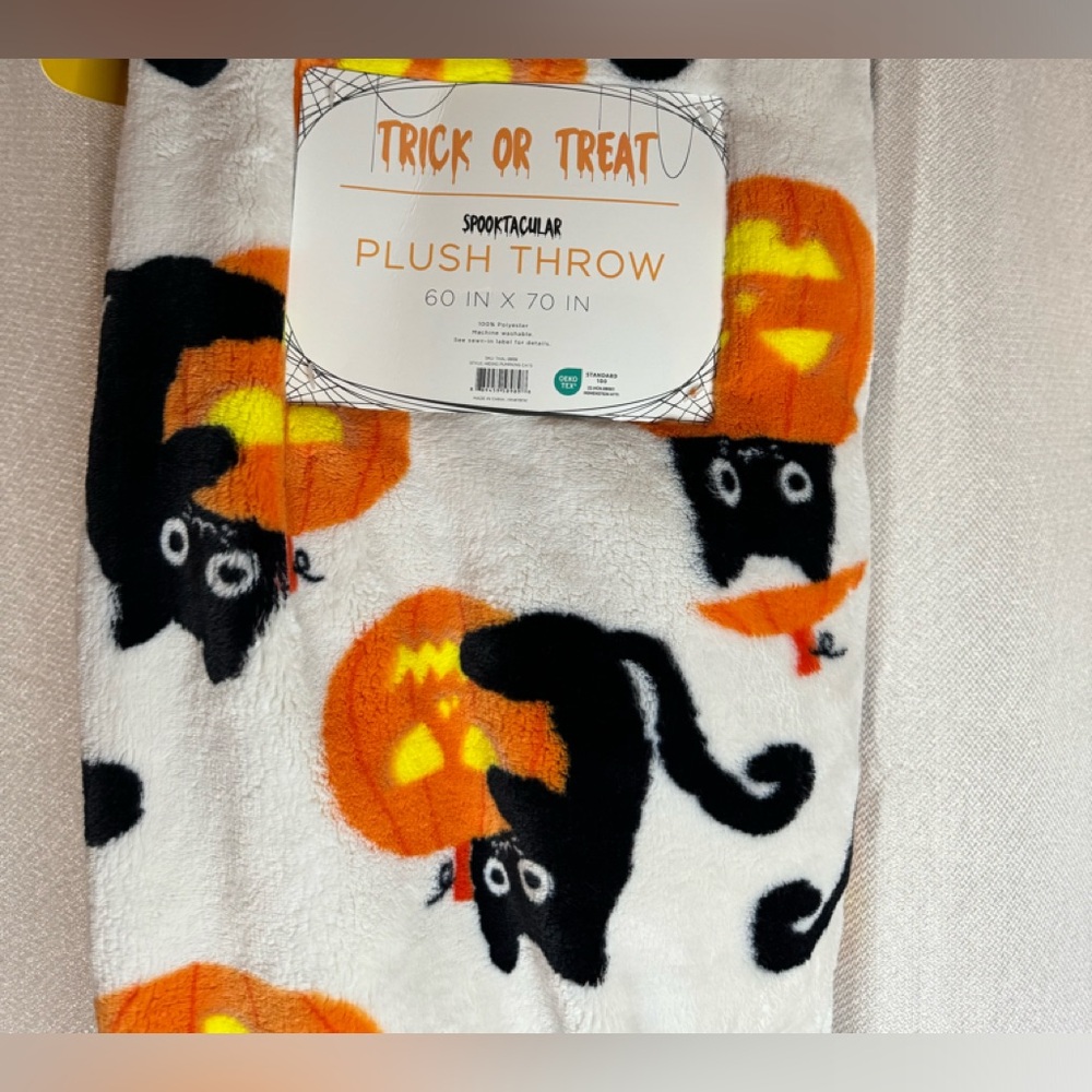 Trick or Treat Spooktacular Halloween Blanket 60X70” NWT
